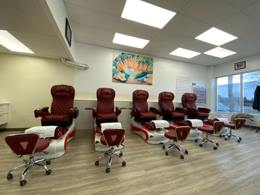 TT Nails & Spa | 1, 219 10th Ave s, Carstairs, AB T0M 0N0, Canada | Phone: (403) 940-3252