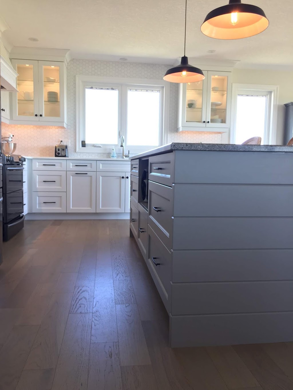 GCW Custom Kitchens & Cabinetry Inc. | 95 S Edgeware Rd, St Thomas, ON N5P 4C4, Canada | Phone: (519) 631-8373