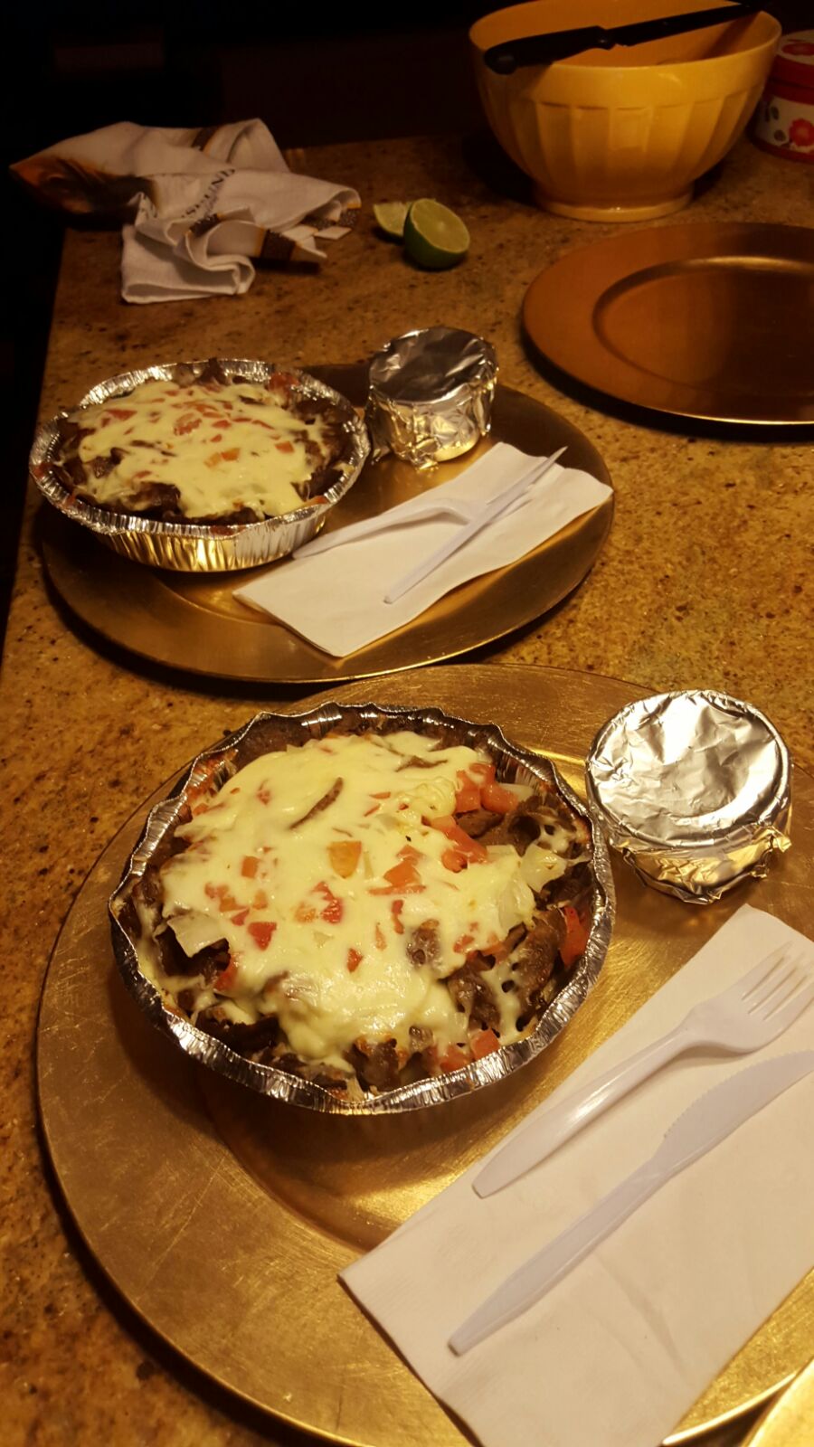 Sasys Pizza | 971 Cole Harbour Rd, Dartmouth, NS B2V 1E8, Canada | Phone: (902) 435-8777