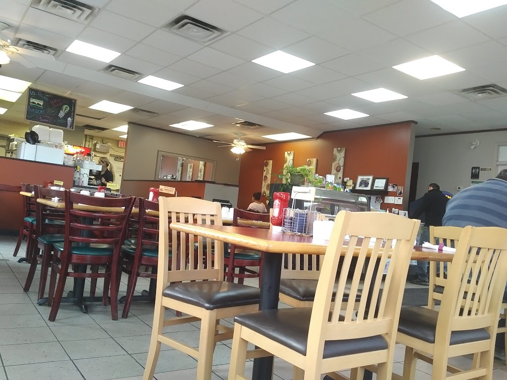 Sunlight Grill | 2304 Royal Windsor Dr, Oakville, ON L6J 7Y1, Canada | Phone: (905) 339-3232
