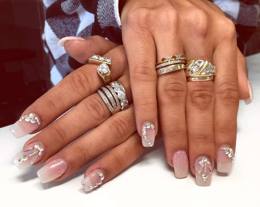 Lé Vu Boutique Nails & Spa | 2460 Neyagawa Blvd #3, Oakville, ON L6H 7P4, Canada | Phone: (905) 257-0778