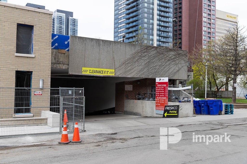 Impark Parking | 555 Sherbourne St, Toronto, ON M4X 1K7, Canada | Phone: (416) 369-1801