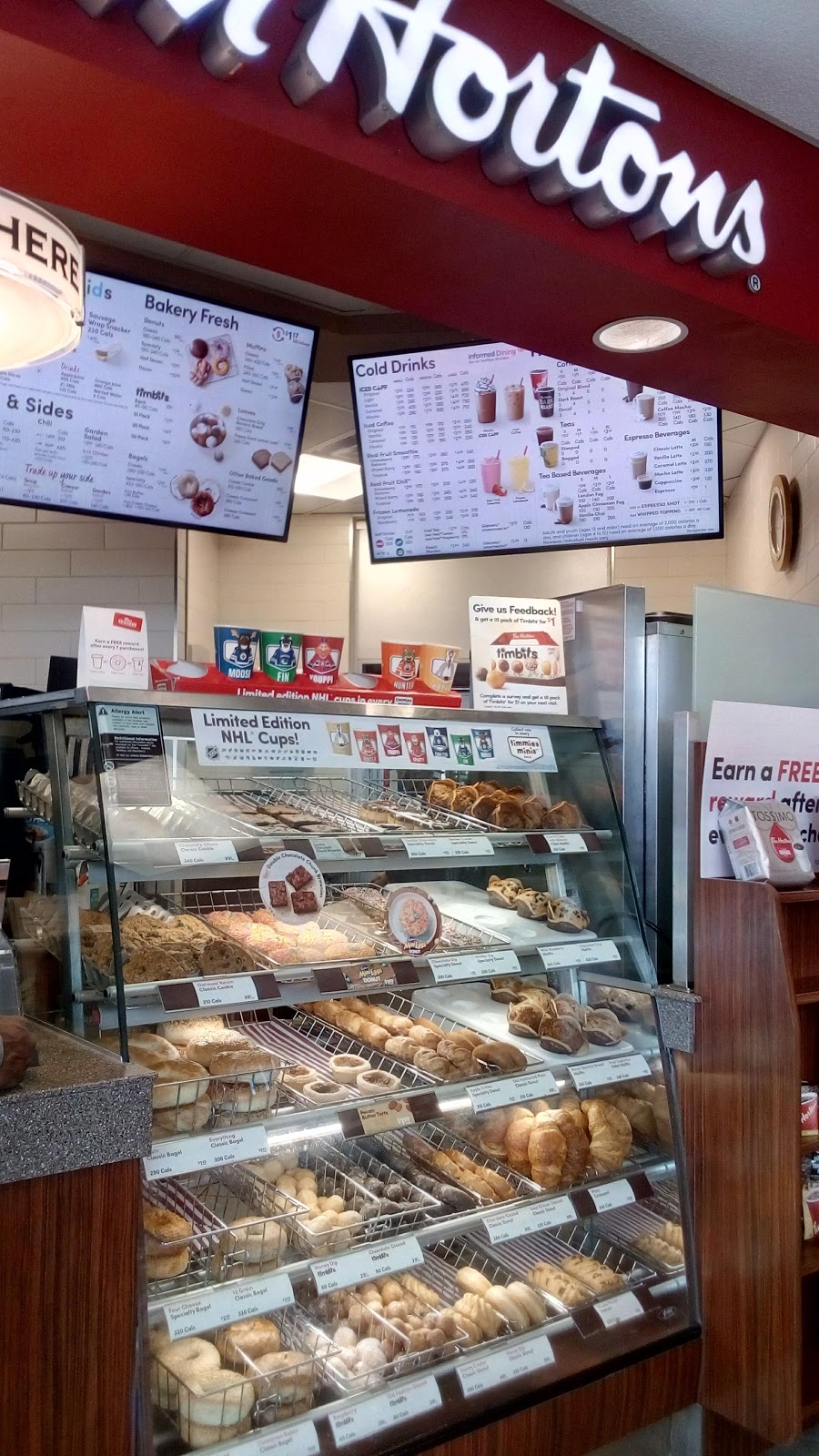 Tim Hortons | 2804 King St E, Hamilton, ON L8G 1J5, Canada | Phone: (905) 561-0535