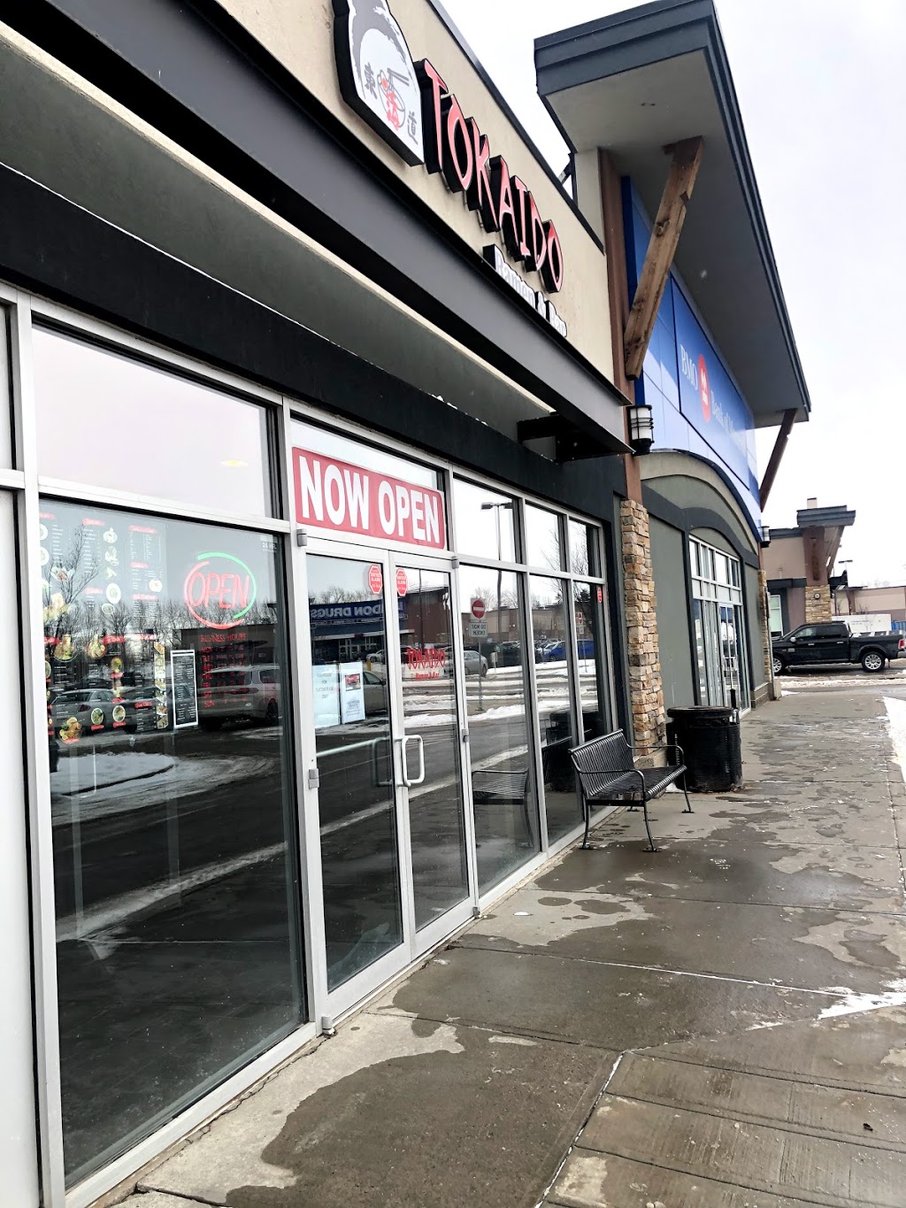 Tokaido Ramen & Bar | 8888 Country Hills Blvd NW #327, Calgary, AB T3G 5T4, Canada | Phone: (403) 764-2577