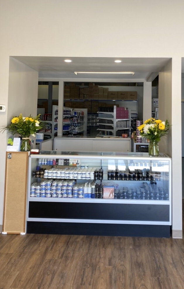 In Touch Nails Supply | 1658 St James St, Winnipeg, MB R3H 0L3, Canada | Phone: (204) 990-9719