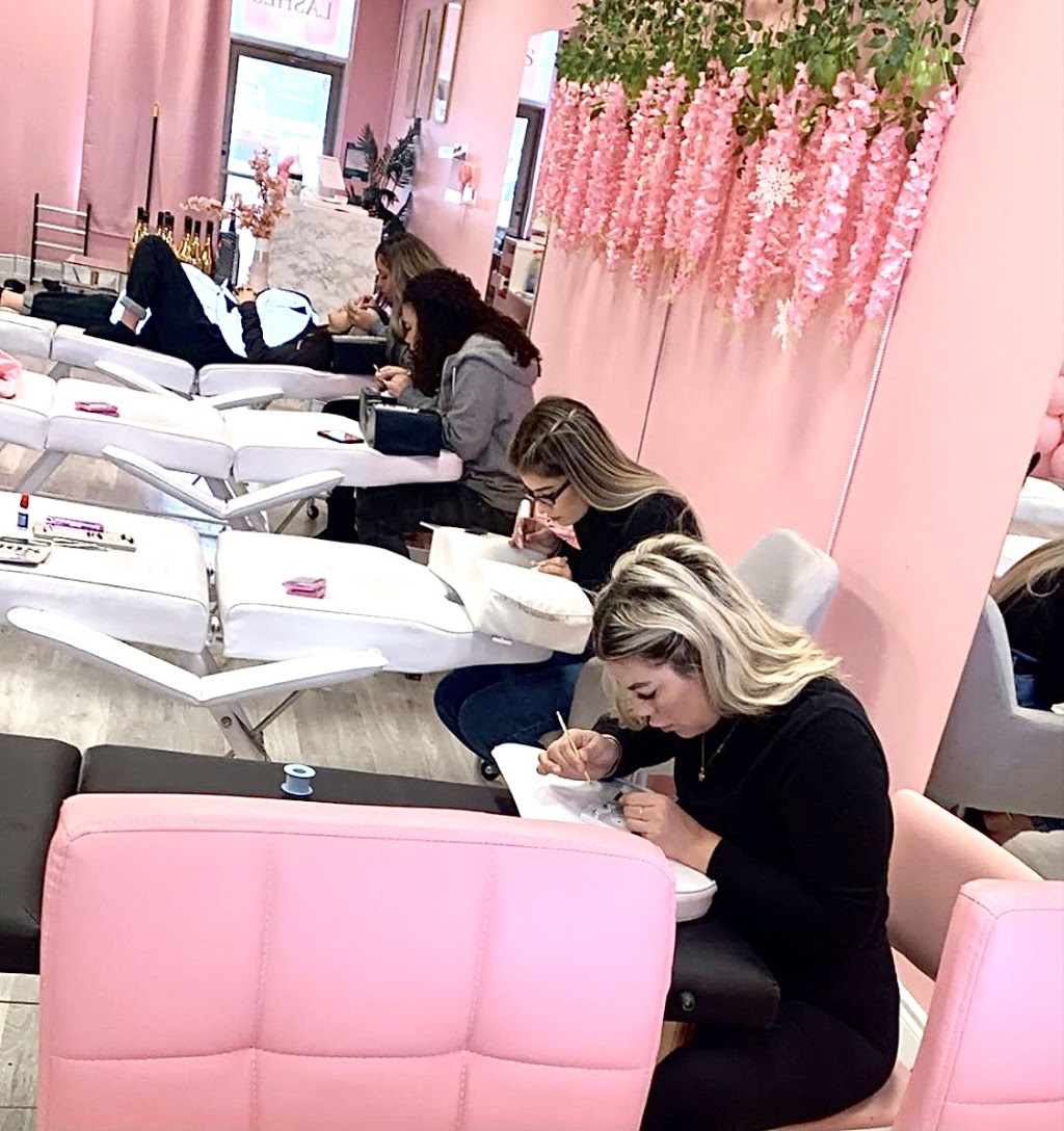 Vaughan Lashes | 11399 Keele St, Maple, ON L6A 4E1, Canada | Phone: (647) 765-0255