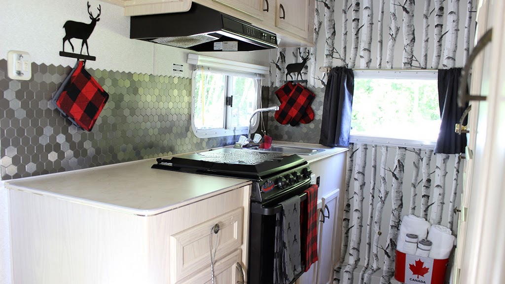 Happy Camper Adventures | 4176 McRae Park Rd, Ramara, ON L3V 0S2, Canada | Phone: (705) 794-9322