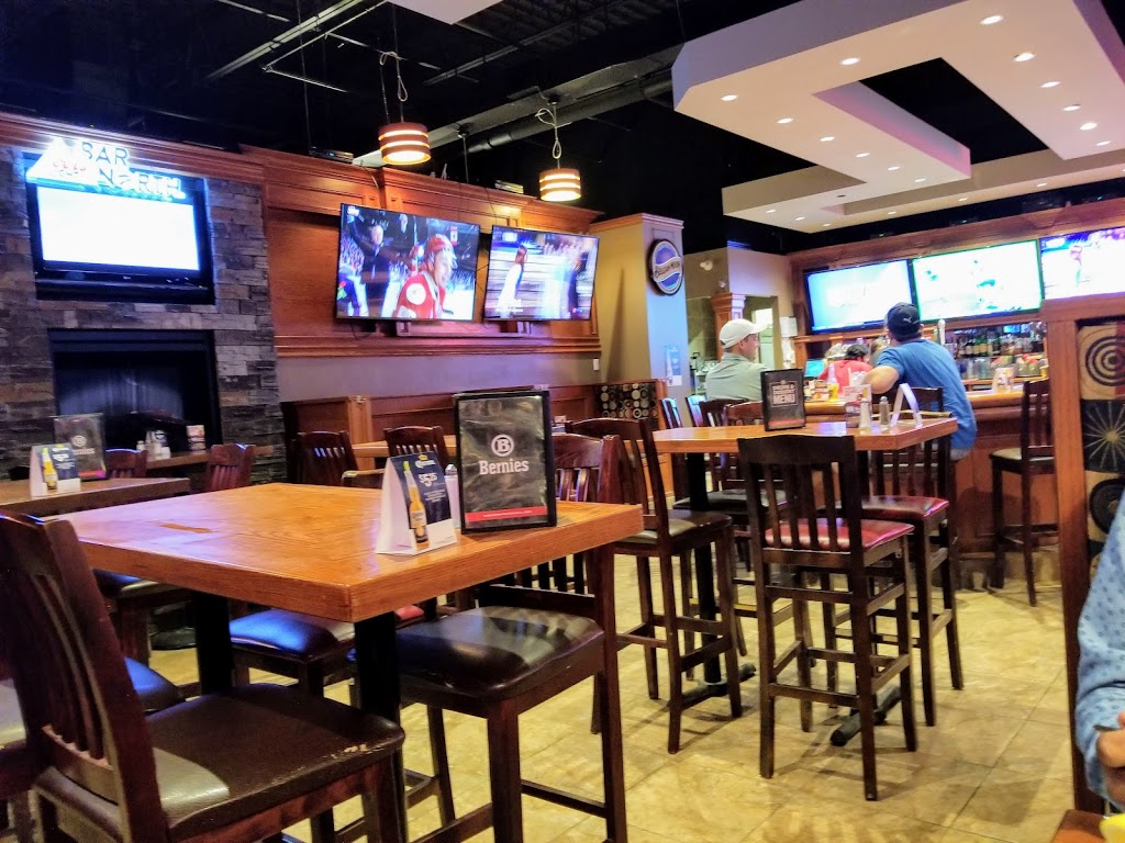Bernies Bar & Grill | 1225 Wonderland Rd N, London, ON N6G 2V9, Canada | Phone: (519) 657-0597