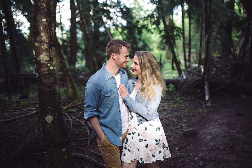 Billie Woods Photography | 145 Wildwood Crescent, Salt Spring Island, BC V8K 2N7, Canada | Phone: (250) 537-7316
