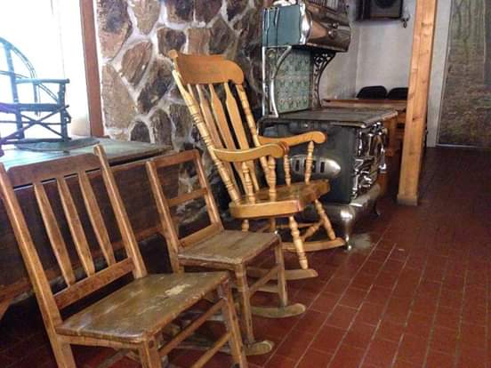 Chez Marie | 8706 Ave Royale, Château-Richer, QC G0A 1N0, Canada | Phone: (418) 824-4347