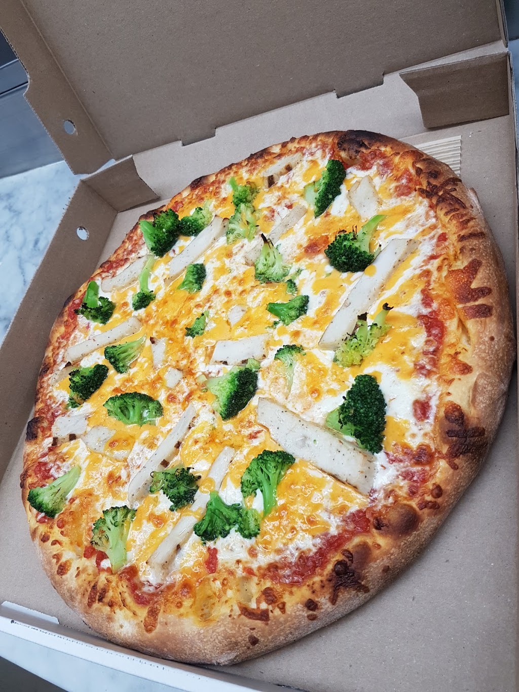 Pizza Nova | 293 Coldwater Rd W, Orillia, ON L3V 3M1, Canada | Phone: (844) 310-3300