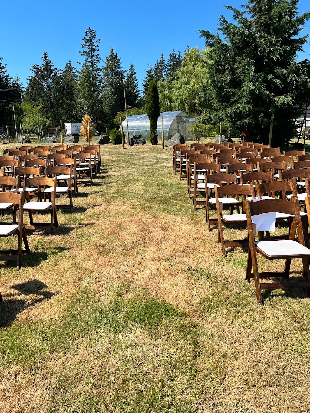 A Lifetime to Celebrate | 1155 Webdon Rd, Courtenay, BC V9N 9K7, Canada | Phone: (236) 255-3407