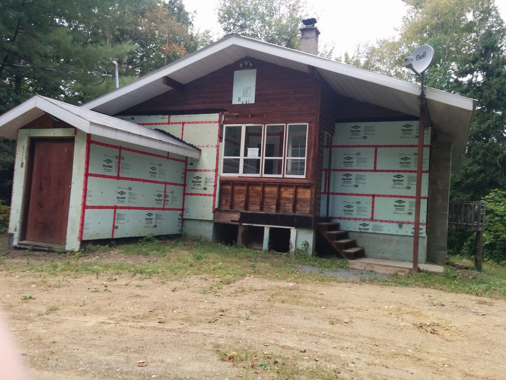 Chez Lulu et Lutin | 3258 Chemin de Look Out Park, Rawdon, QC J0K 1S0, Canada | Phone: (450) 834-7017