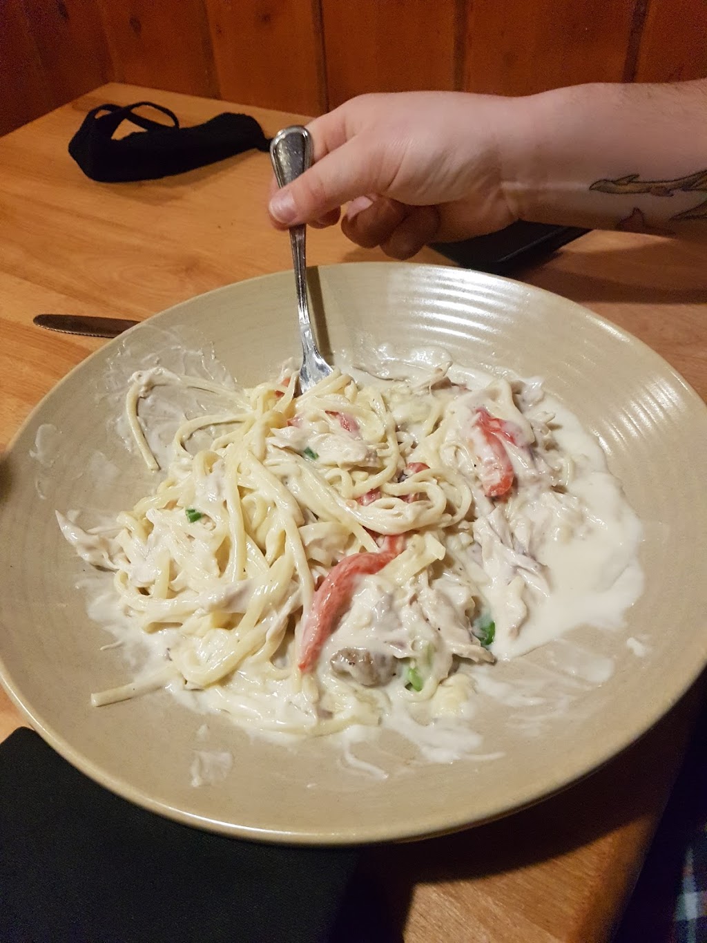 Buckhorn & Main Mountain Eatery | 101, 500 Stemwinder Dr, Kimberley, BC V1A 2Y6, Canada | Phone: (250) 427-2525