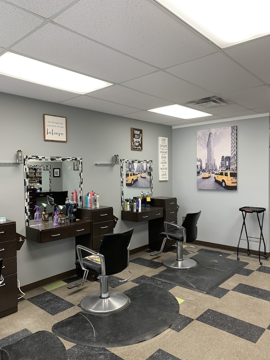 Stonewall Hair & Tanning Source | 408 Main St #5, Stonewall, MB R0C 2Z0, Canada | Phone: (204) 467-7486