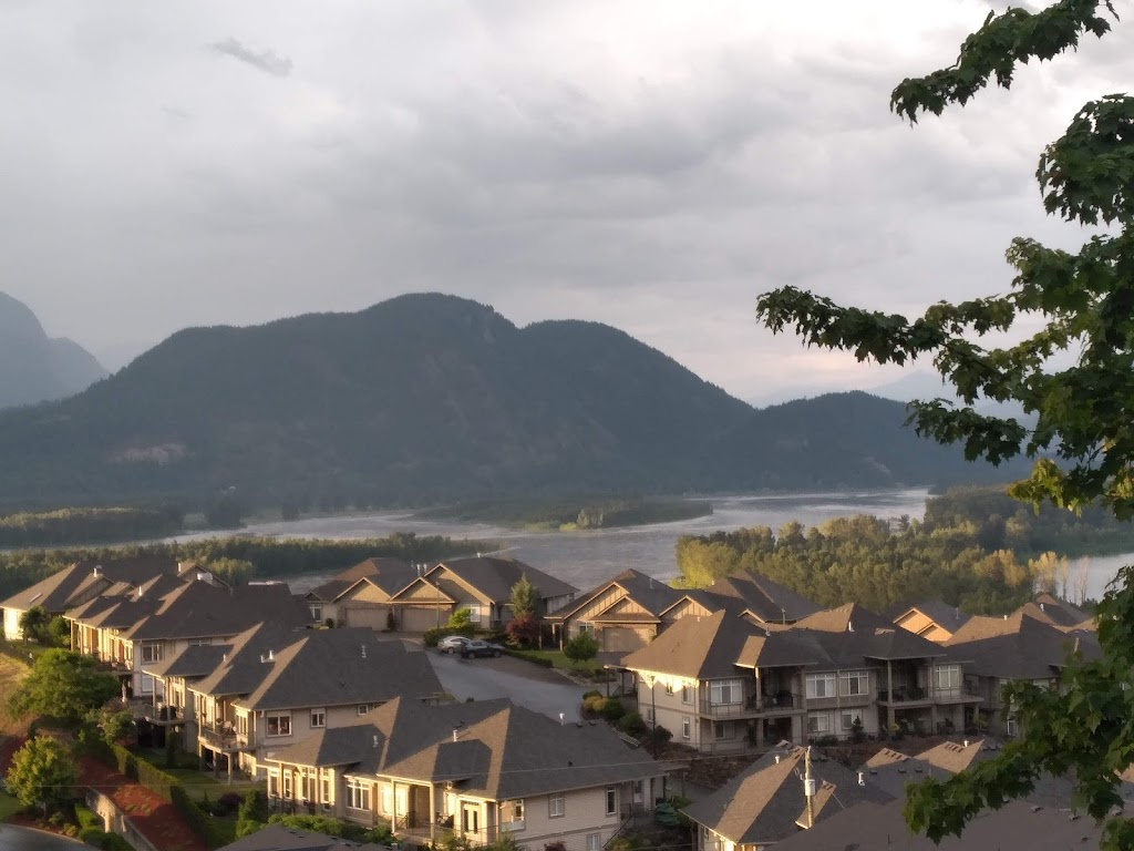 Reflections at Cedar Sky | 43680 Chilliwack Mountain Rd, Chilliwack, BC V2R 0X5, Canada | Phone: (604) 991-8250