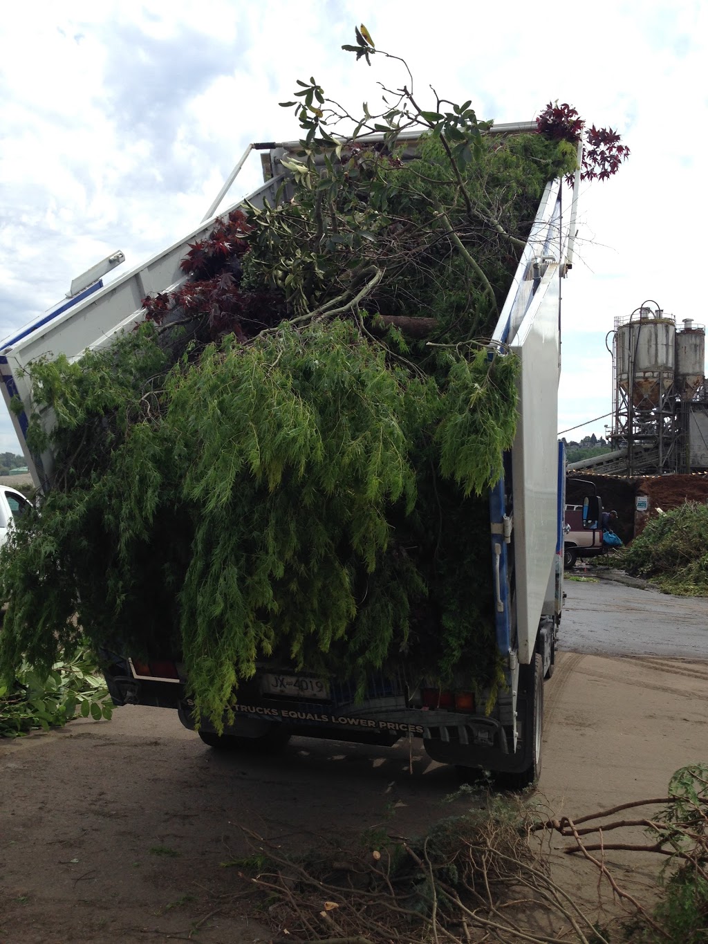 Junk Rangers Junk Removal Inc. | 4300 N Fraser Way #115, Burnaby, BC V5J 5J8, Canada | Phone: (855) 972-7888