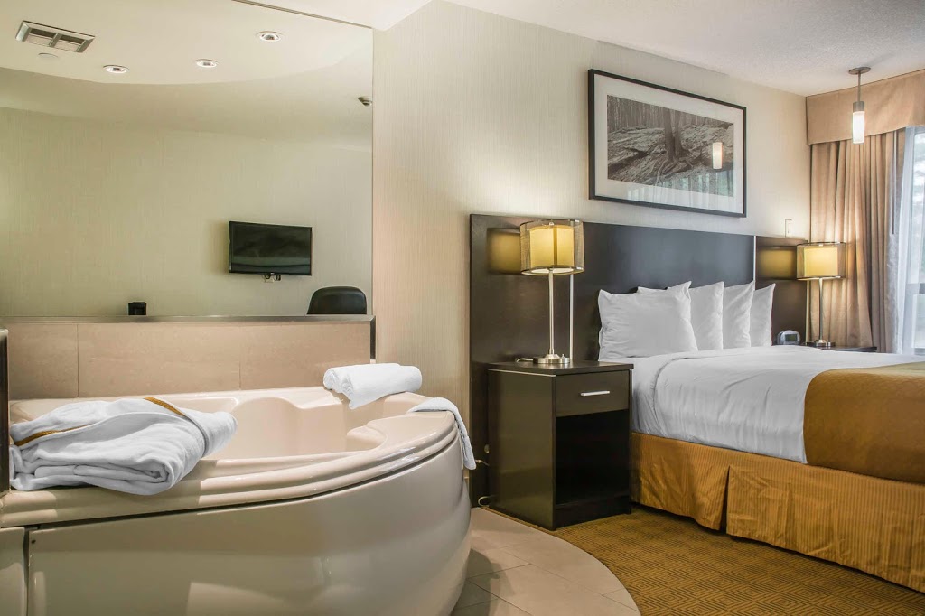 Quality Hotel | 950 Walkers Line, Burlington, ON L7N 2G2, Canada | Phone: (905) 639-9290