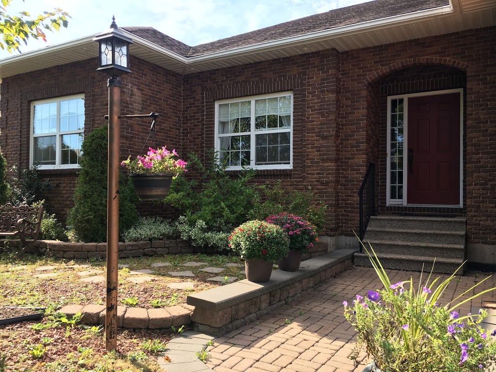 Stacey Devoe RE/MAX nova 6363 Lady Hammond Rd, Halifax, NS B3K 2S2