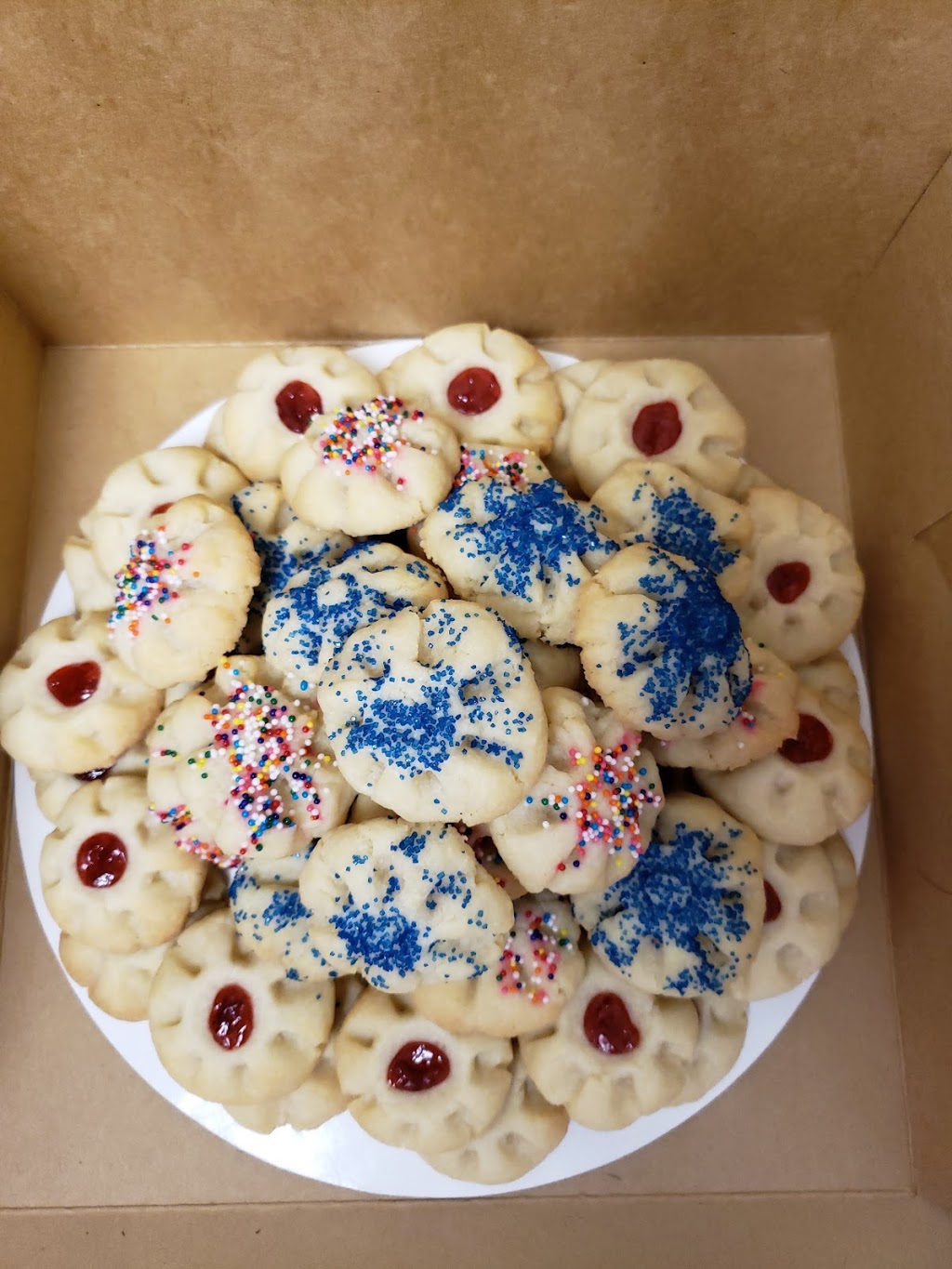 The Geekery Bakery | 4208 Clinton St, West Seneca, NY 14224, USA | Phone: (716) 225-9061