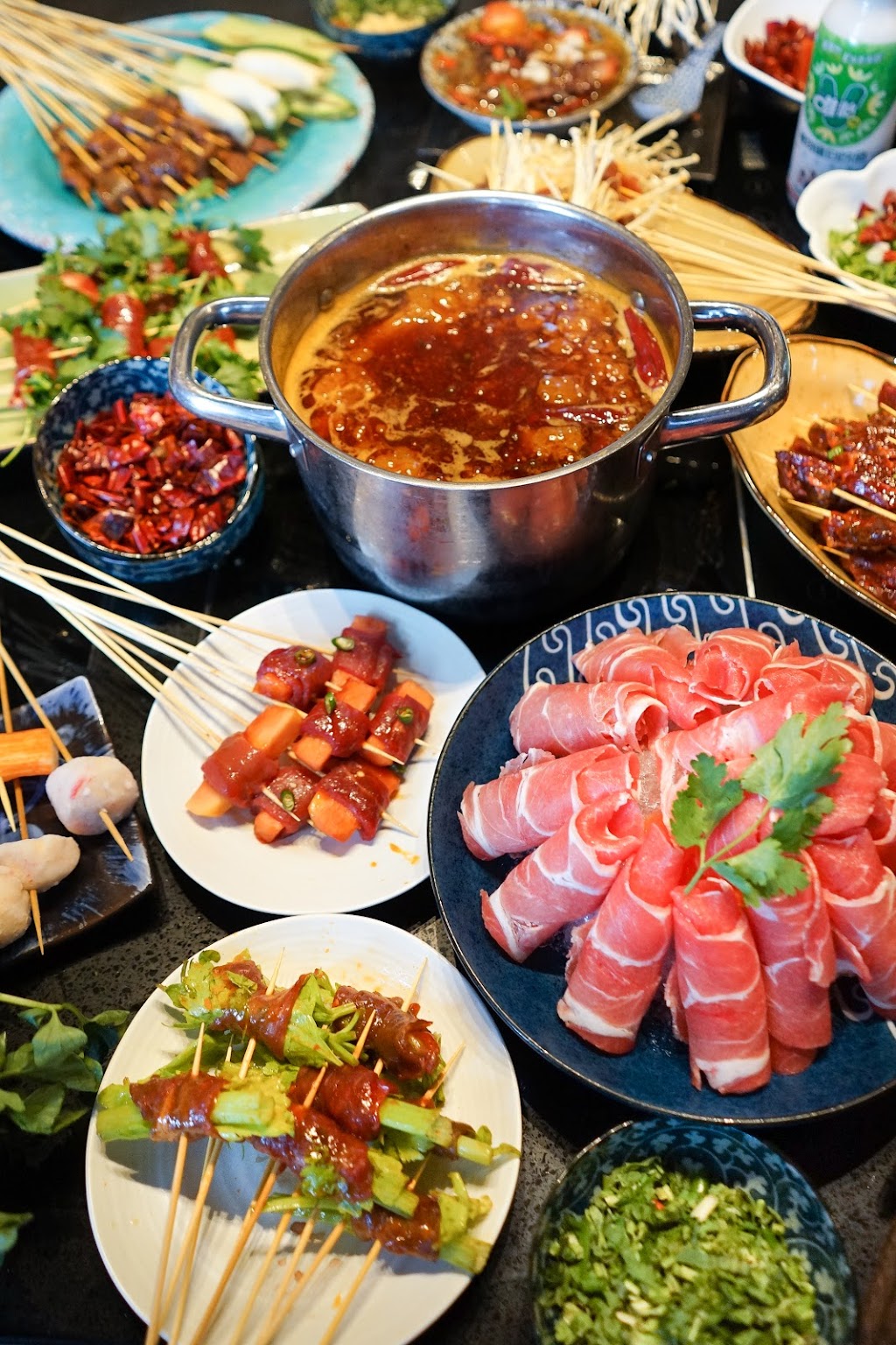 Ye Skewers Hot Pot Aurora 三大爷串串香火锅 | 15480 Bayview Ave, Aurora, ON L4G 7J1, Canada | Phone: (905) 503-0201