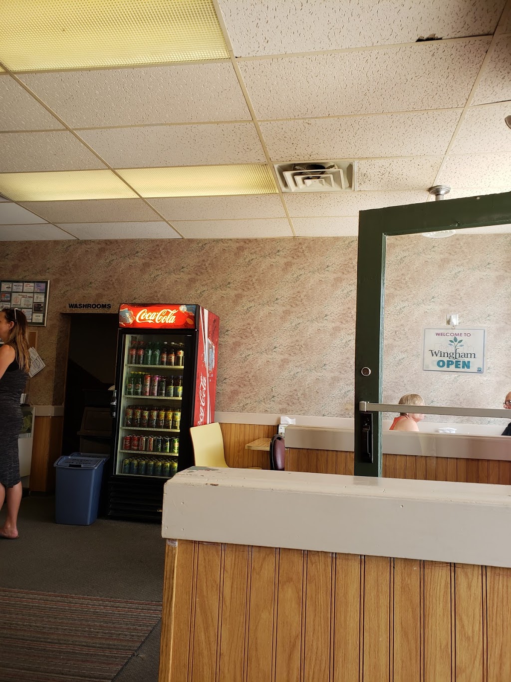 Bells Pizza & More | 176 Josephine St, Wingham, ON N0G 2W0, Canada | Phone: (519) 357-3400