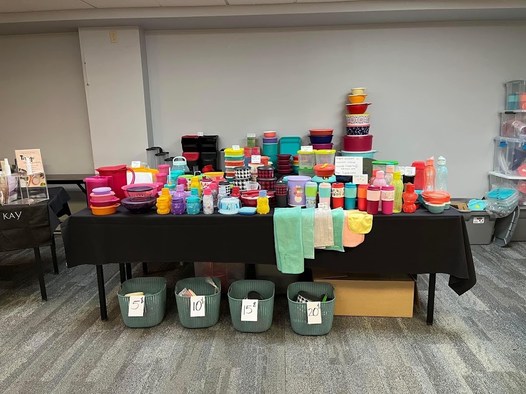 Tupperware avec Maude-Frederik | 210 Chem. Redmond, Saint-Gabriel-de-Valcartier, QC G0A 4S0, Canada | Phone: (581) 998-1566