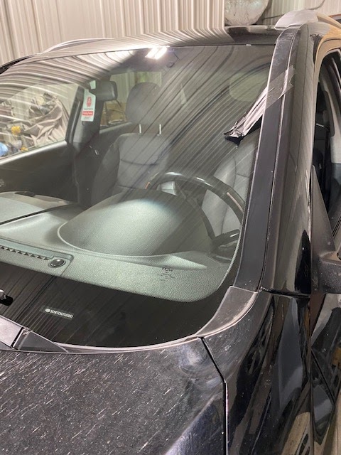 2020 Manitoba Auto Glass | 28 Shauna Way, Winnipeg, MB R3W 1T1, Canada | Phone: (431) 276-6679