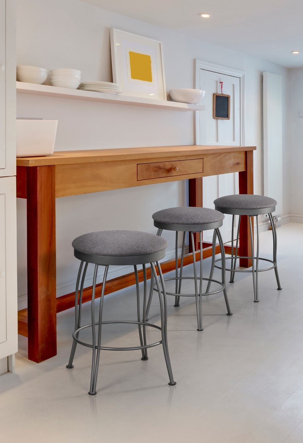 Dinettes & Barstools | 193 Pinebush Rd, Cambridge, ON N1R 7H8, Canada | Phone: (519) 624-7601