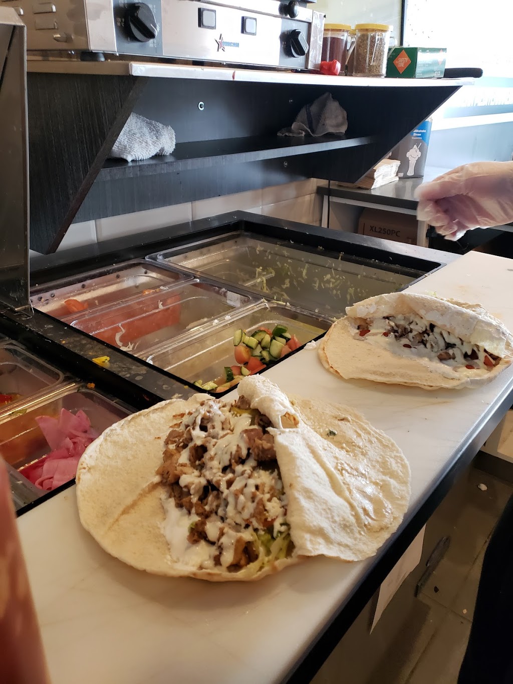 Osmows Shawarma | 126 Wellington St W Unit 108, Aurora, ON L4G 2N9, Canada | Phone: (905) 841-8887