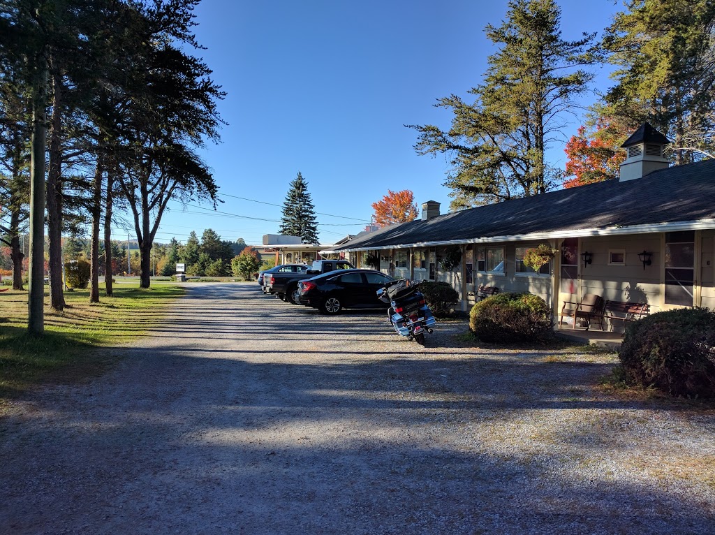 Pinecone Motel | 12808 NB-114, Penobsquis, NB E4G 2Y8, Canada | Phone: (506) 433-3958