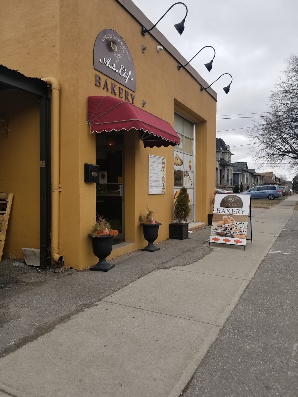 Amico Chef Bakery 2889 Dufferin St, North York, ON M6B 3S7, Canada