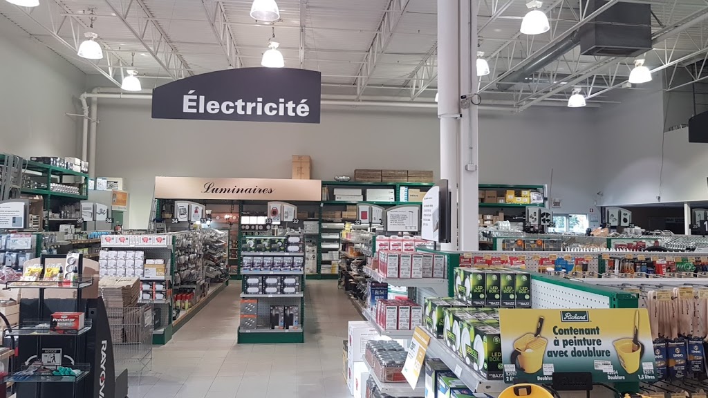 BMR Waterloo | 48 Rue Allen E, Waterloo, QC J0E 2N0, Canada | Phone: (450) 539-1945