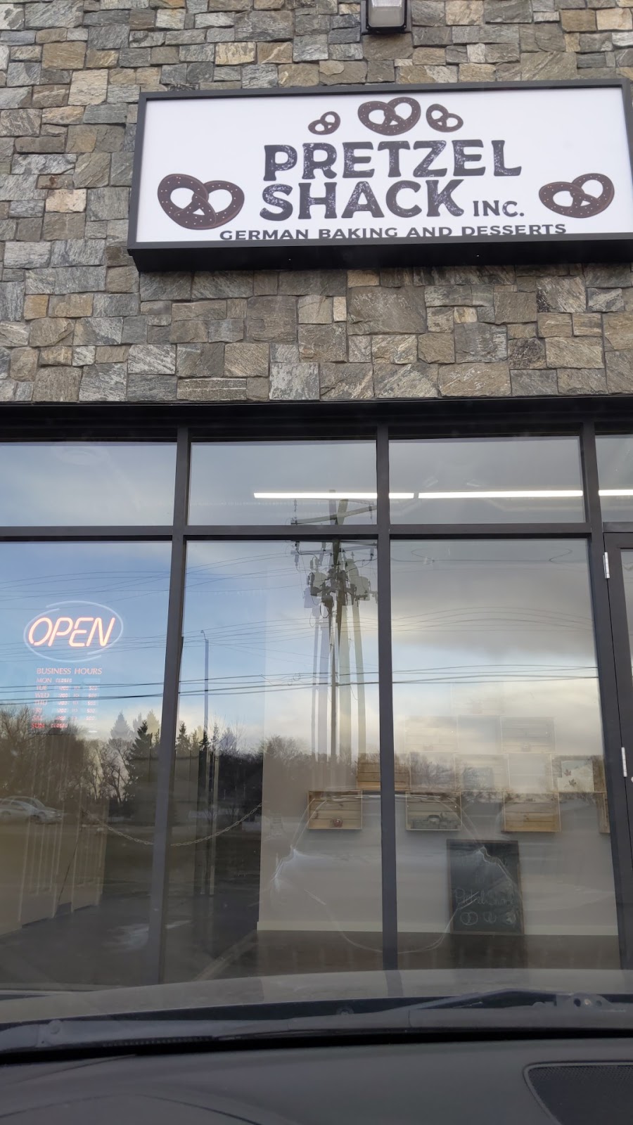 Pretzel Shack | 4305 50 St Ste 103, Stony Plain, AB T7Z 1L5, Canada | Phone: (780) 968-4729