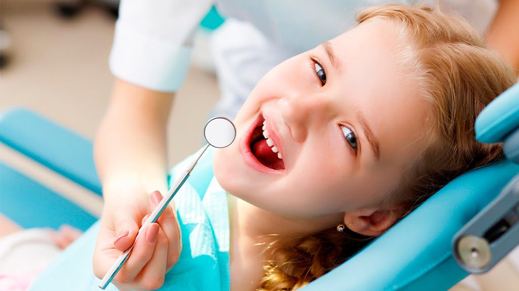 Lakeshore Family Dental | dentist | 300 Lakeshore Dr, Barrie, ON L4N 0B4, Canada | 7057223222 OR +1 705-722-3222