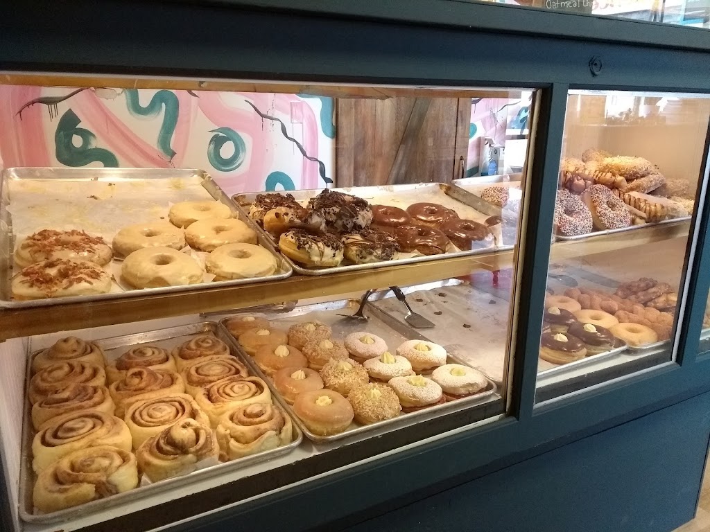 Wannamakers Bakeshop | 391 Dundas St W, Trenton, ON K8V 3S4, Canada | Phone: (613) 392-3485