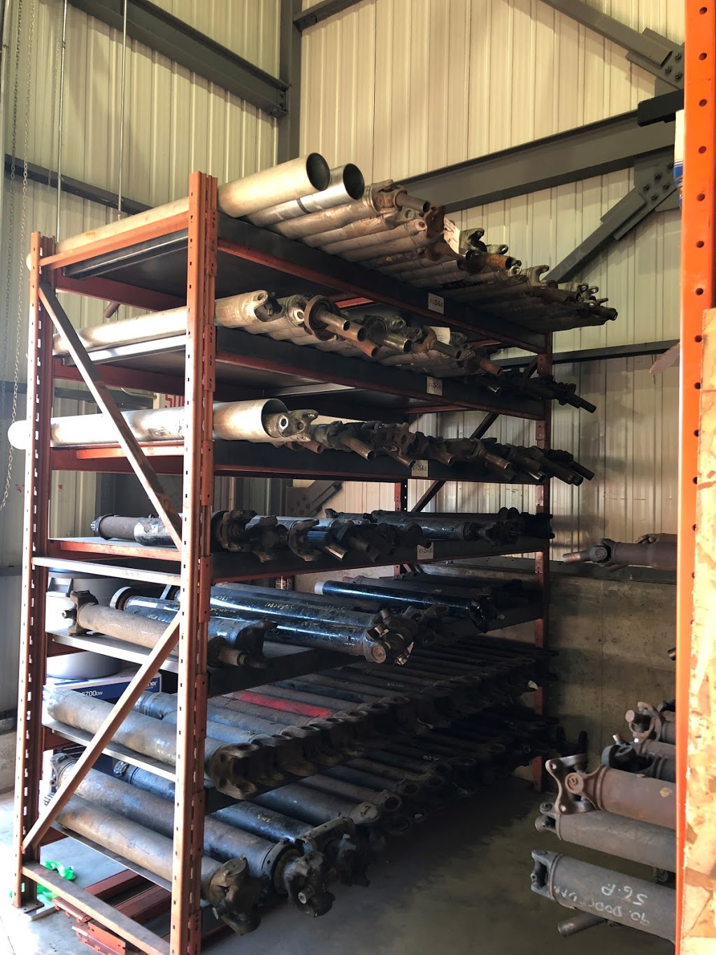 Arbres de Commande MG Inc /* MG Driveshaft Inc | 270 A Boulevard Roland-Godard, Saint-Jérôme, QC J7Y 4P7, Canada | Phone: (450) 304-3007