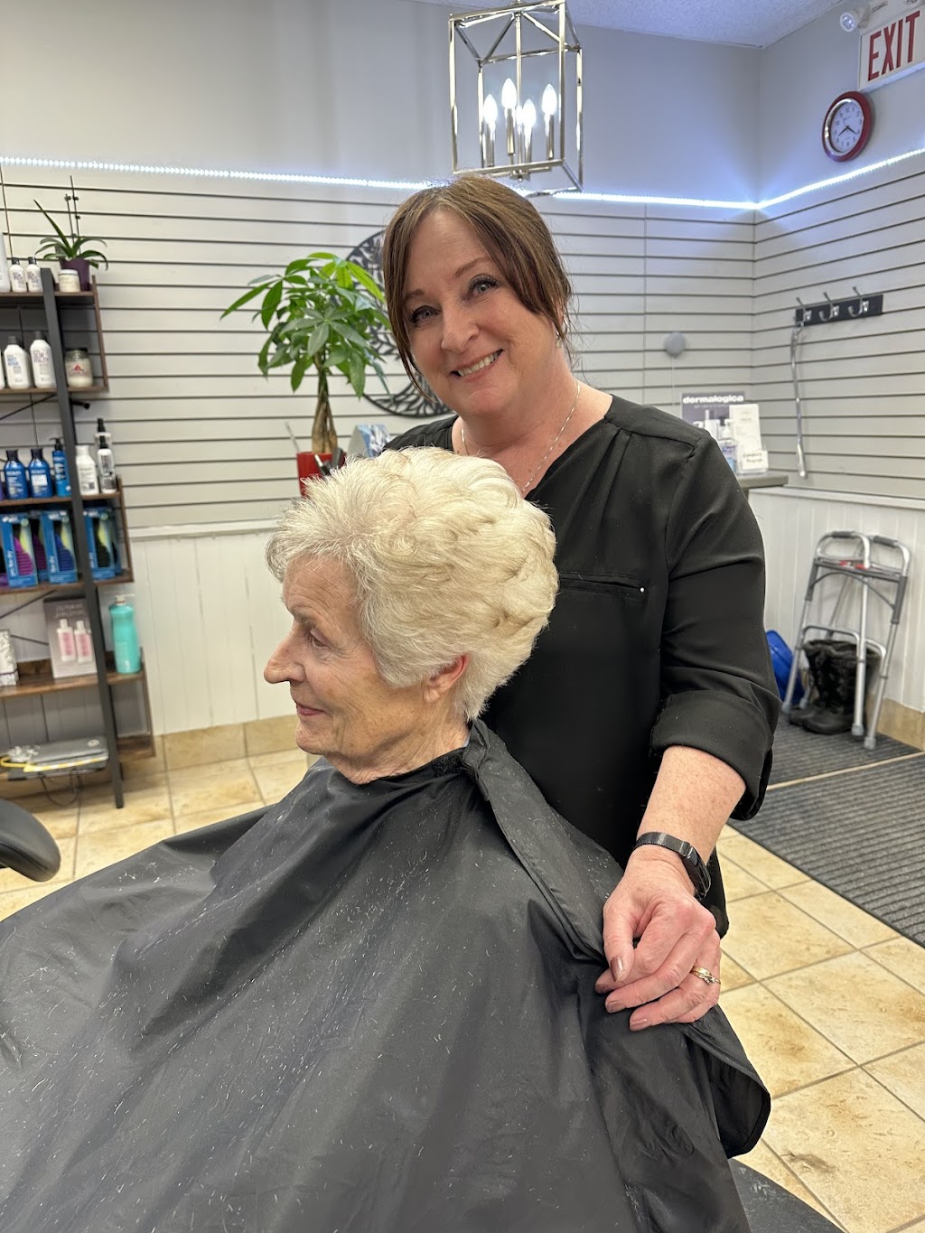 Essence Hair and Esthetics | 371 Goderich St, Port Elgin, ON N0H 2C1, Canada | Phone: (519) 389-2889
