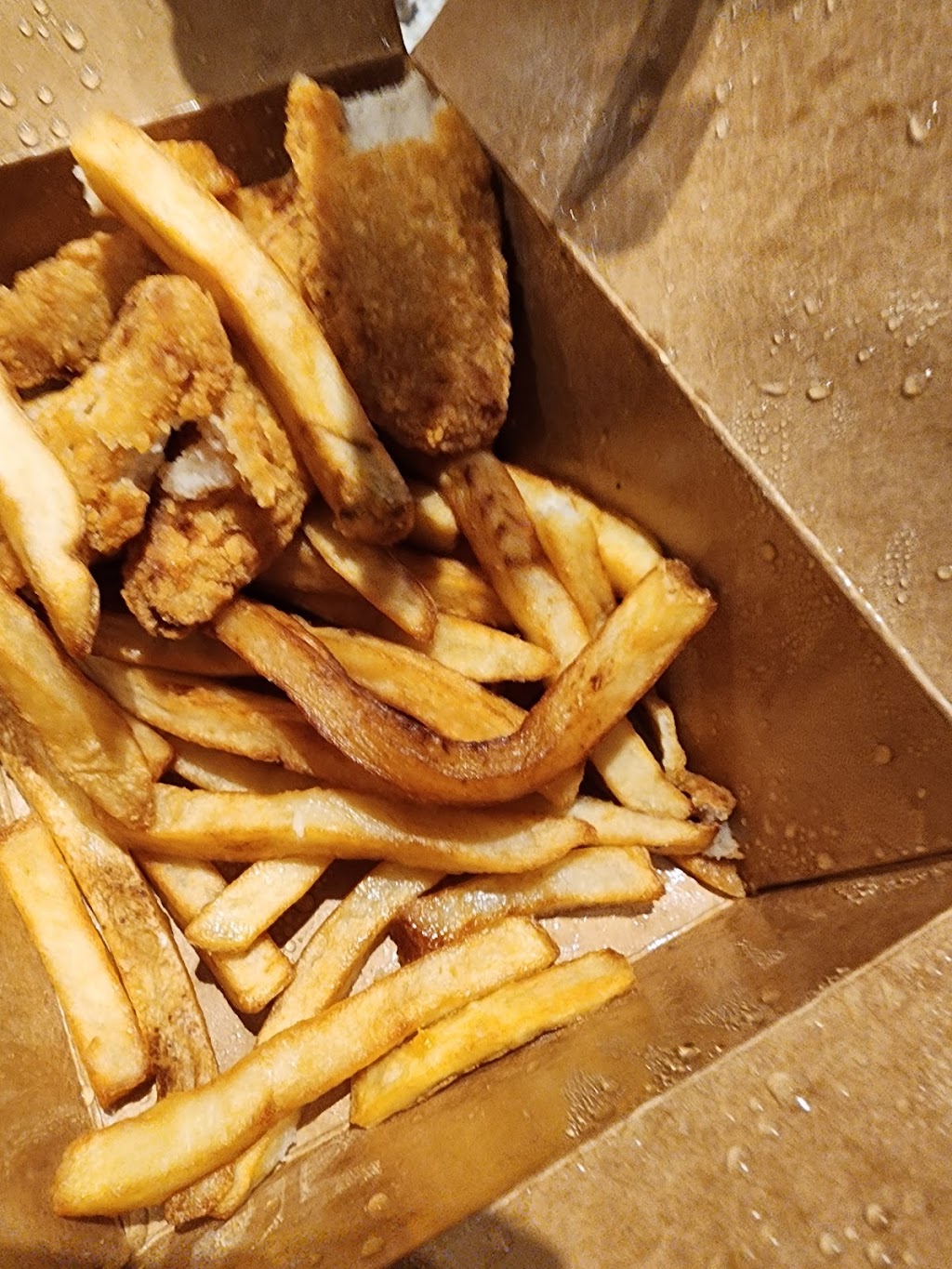 Bird N’ Hand | 4310 104 Ave NE, Calgary, AB T3J 1W5, Canada | Phone: (403) 271-1182