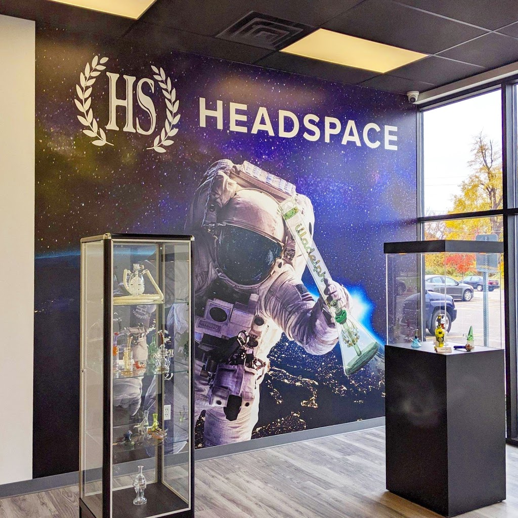Headspace Glass & Gifts | 5989 Transit Rd, East Amherst, NY 14051, USA | Phone: (716) 428-5730