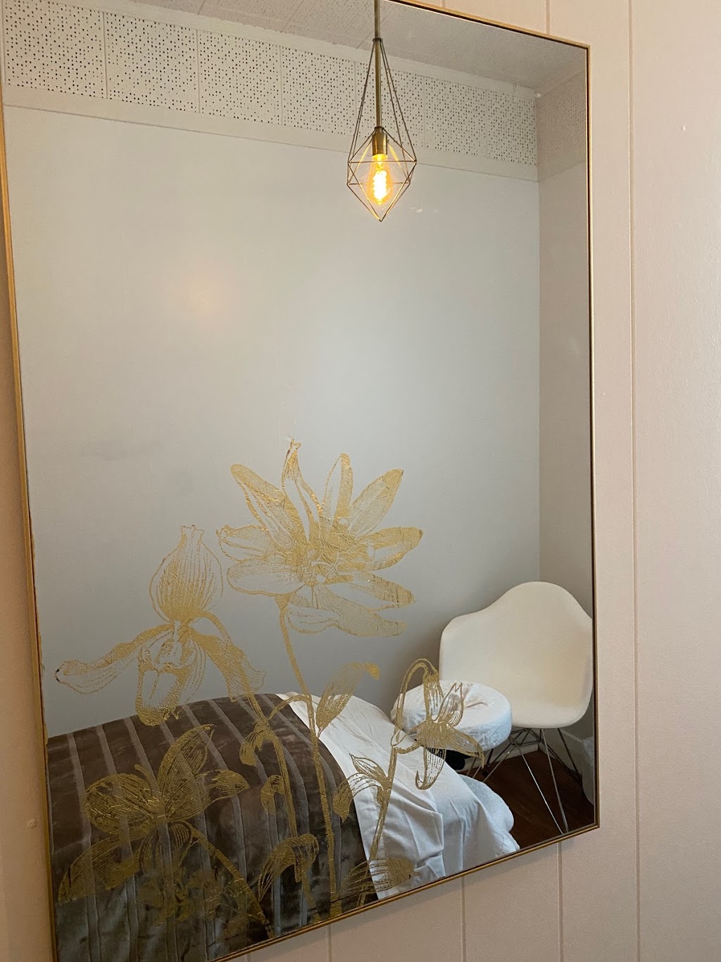 Ilderton Massage Clinic | 13238 Ilderton Rd, Ilderton, ON N0M 2A0, Canada | Phone: (226) 919-7741