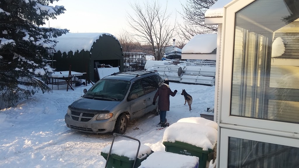 Cabane Chez Nous | 61 Rang des Dix Terres, Rougemont, QC J0L 1M0, Canada | Phone: (450) 469-1850