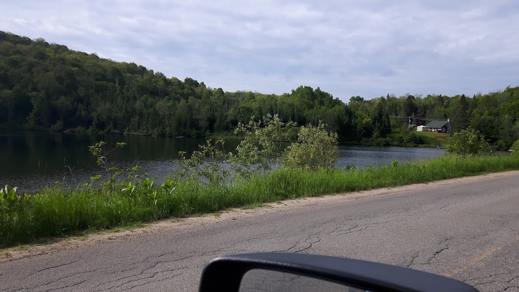 ÎLE PARADISE ISLAND | 1783 Montée dArgenteuil, Saint-Adolphe-dHoward, QC J0T 2B0, Canada | Phone: (514) 702-5650