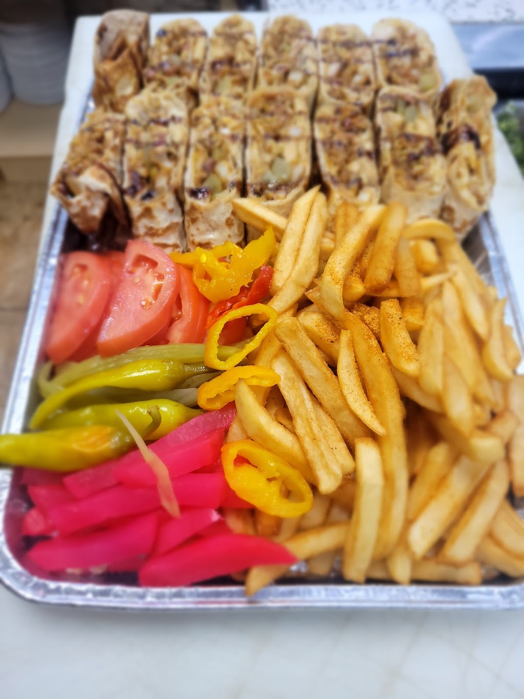 Donair & Shawarma House | 18555 Stony Plain Rd, Edmonton, AB T5S 2X6, Canada | Phone: (780) 752-0270