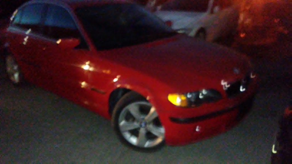 Newton Auto Collision | 151 Toryork Dr, North York, ON M9L 1X9, Canada | Phone: (416) 833-2331