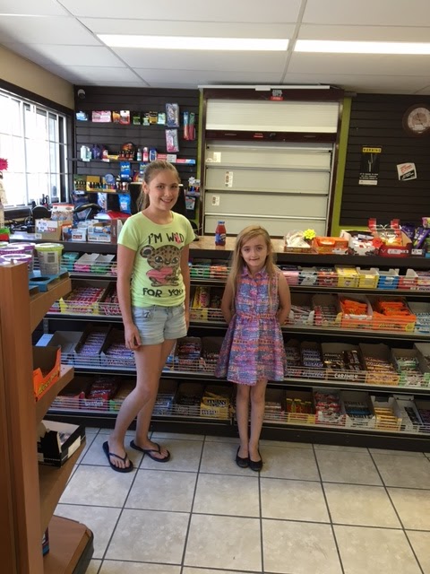 Zoom Food and Gas | 5723 Sooke Rd, Sooke, BC V9Z 0C4, Canada | Phone: (778) 425-4222