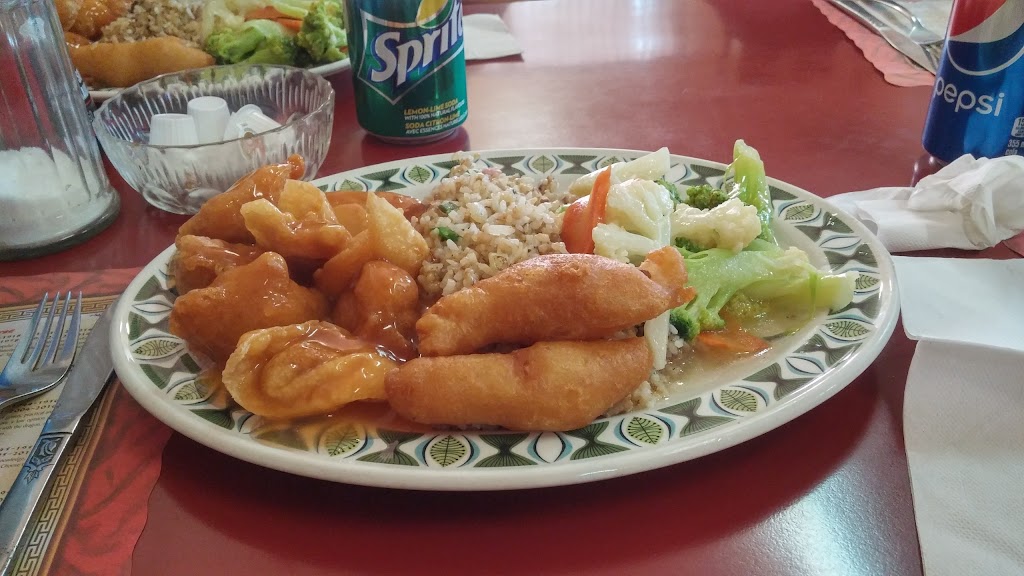 Spot-Lite Chinese Food | 412 Main St, Manitou, MB R0G 1G0, Canada | Phone: (204) 242-2195