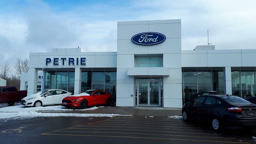Petrie Ford | car dealer | 1388 Bath Rd, Kingston, ON K7M 4X6, Canada | 8883821754 OR +1 888-382-1754