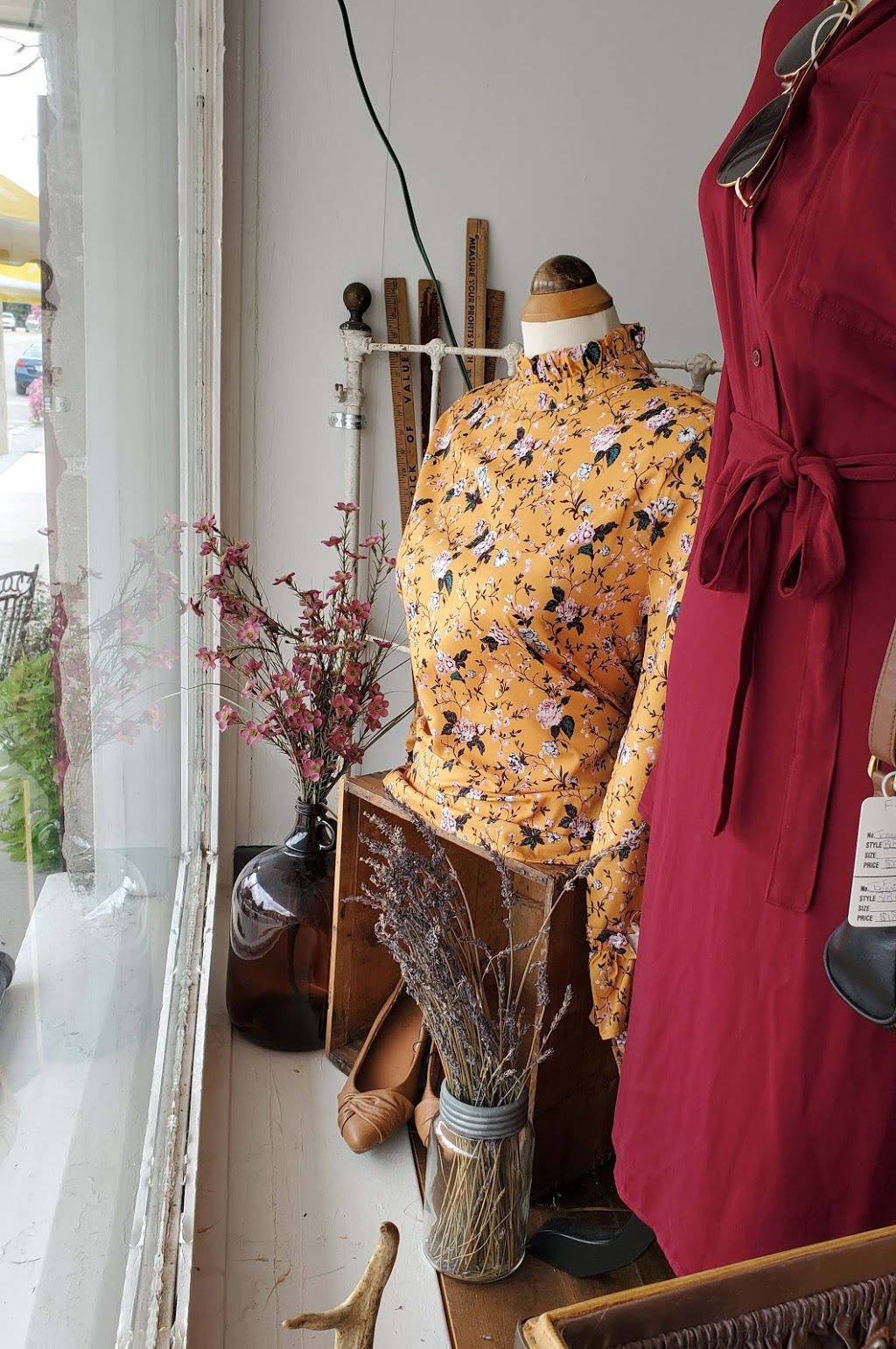 The Pretty Penny | 40A McGivern St, Moorefield, ON N0G 2K0, Canada | Phone: (519) 292-6728
