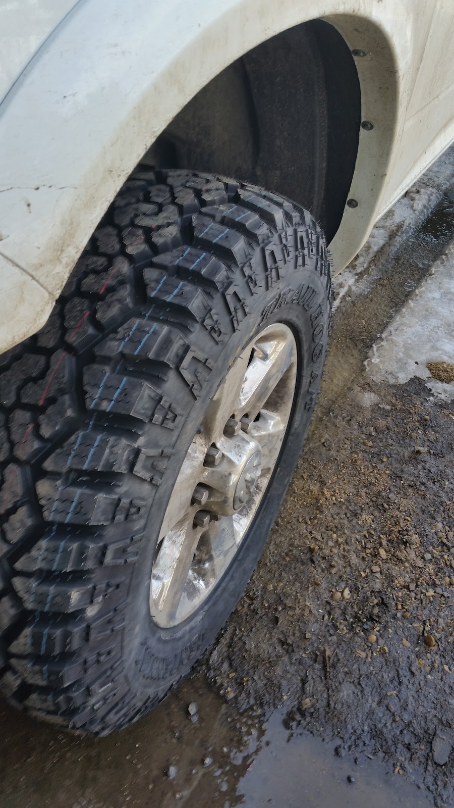 Summers Tire | 321 The Terrace St, Gwynne, AB T0C 1L0, Canada | Phone: (780) 264-9501